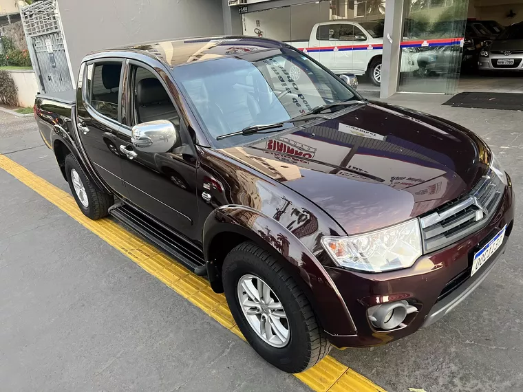 Mitsubishi L200 Vermelho 18