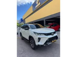 Toyota Hilux SW4