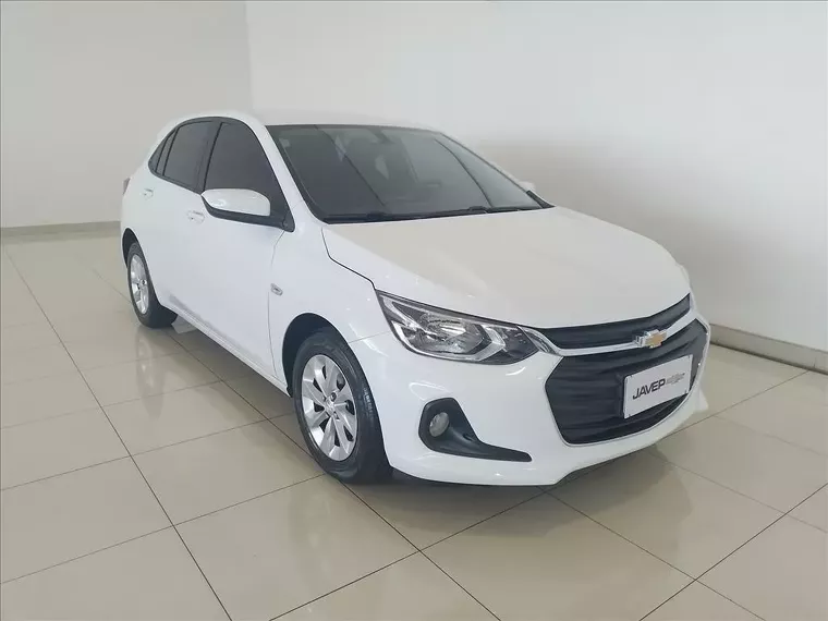 Chevrolet Onix Branco 5