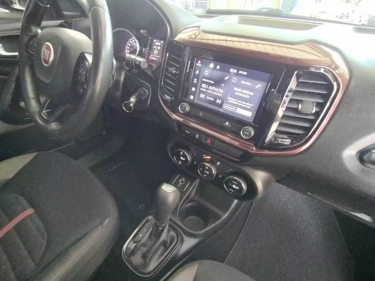 Fiat Toro Prata 4