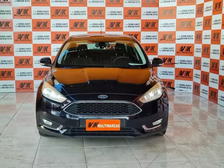 Ford Focus Preto 9