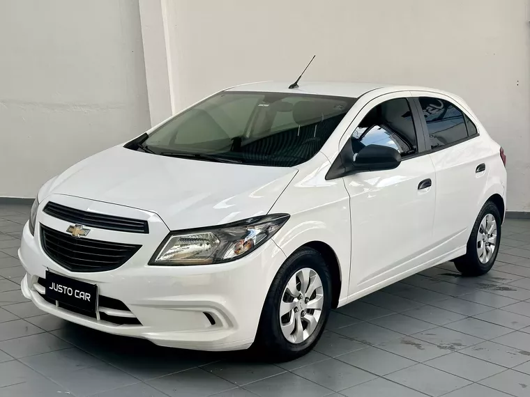 Chevrolet Onix Branco 3