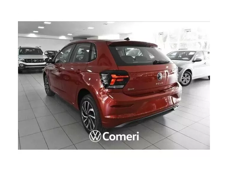 Volkswagen Polo Hatch Vermelho 1