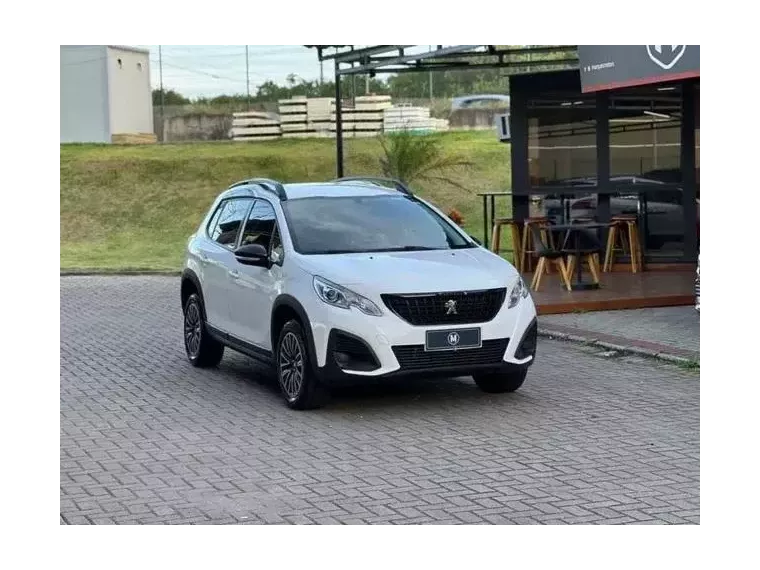 Peugeot 2008 Branco 3