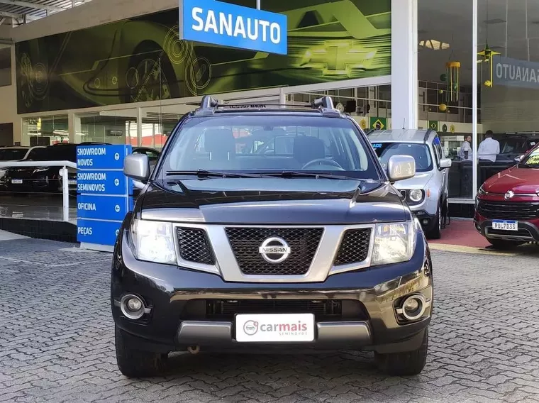 Nissan Frontier Preto 4