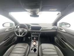 Volkswagen Taos