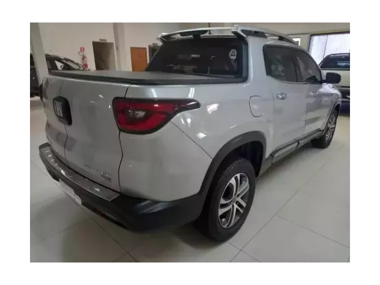 Fiat Toro Prata 7