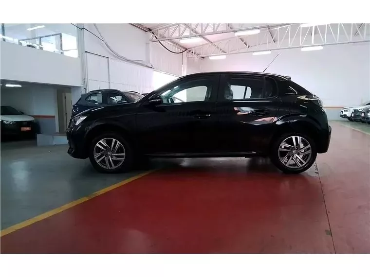 Peugeot 208 Preto 7