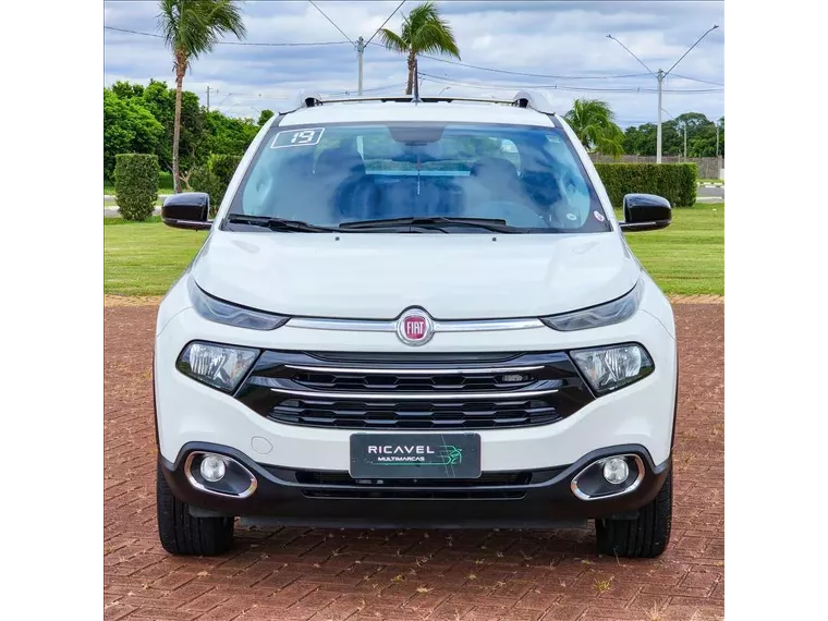 Fiat Toro Branco 1