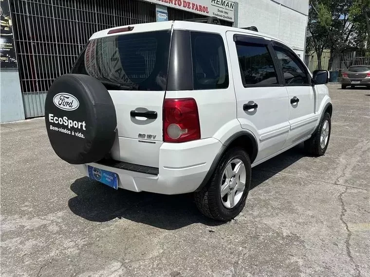 Ford Ecosport Branco 13