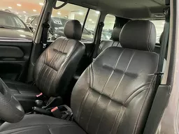 Mitsubishi Pajero TR4