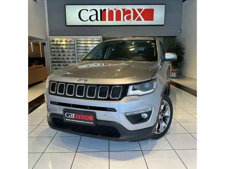 Jeep Compass Prata 17