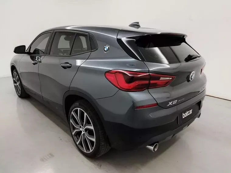 BMW X2 Cinza 2