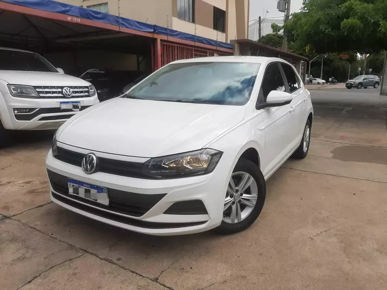 Volkswagen Polo Hatch Branco 7