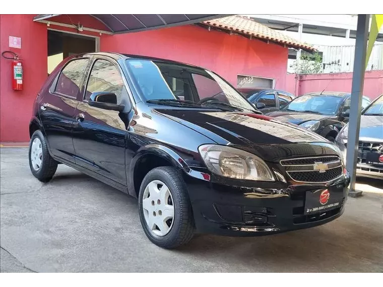 Chevrolet Celta Preto 11