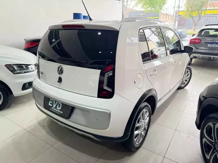 Volkswagen Cross UP Branco 4