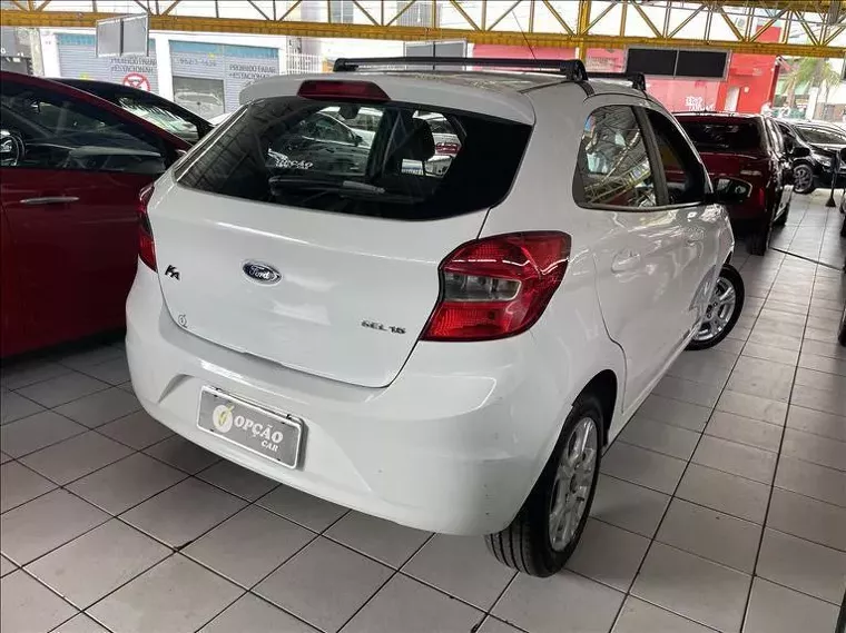 Ford KA Branco 10