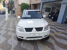 Mitsubishi Pajero TR4