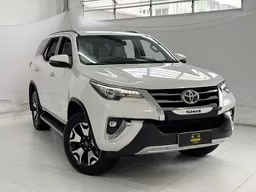 Toyota Hilux SW4