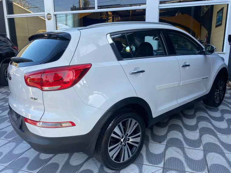 KIA Sportage Branco 8