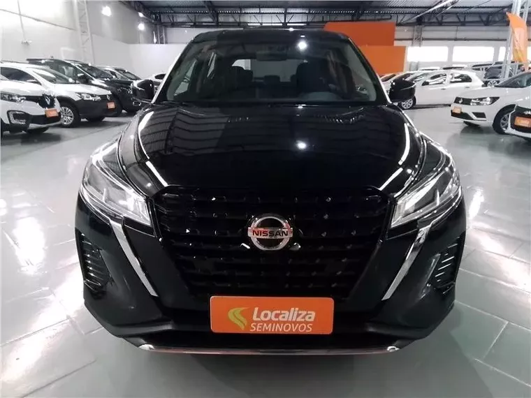 Nissan Kicks Preto 11