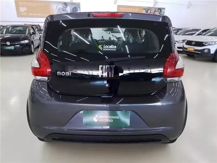 Fiat Mobi Prata 16