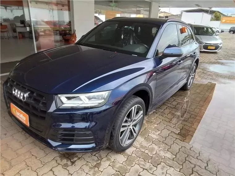 Audi Q5 Azul 13