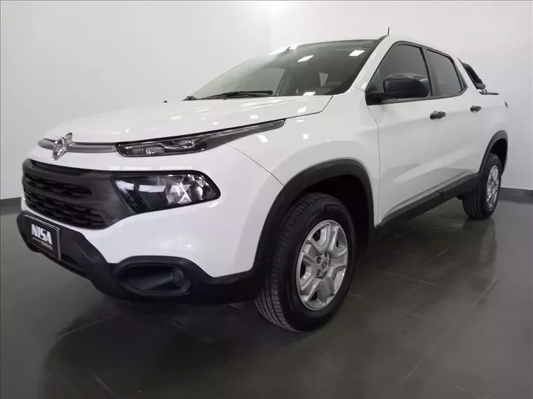 Fiat Toro Branco 8