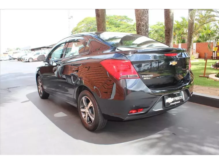 Chevrolet Prisma Preto 2