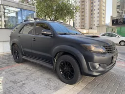 Toyota Hilux SW4