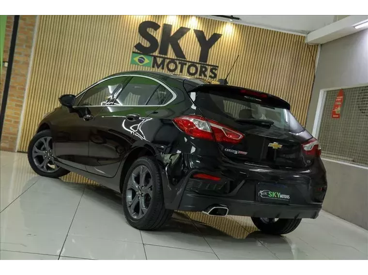 Chevrolet Cruze Preto 3