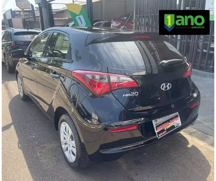 Hyundai HB20 Preto 8