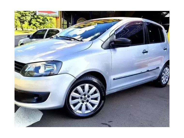 Volkswagen Fox Prata 4