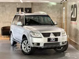 Mitsubishi Pajero TR4