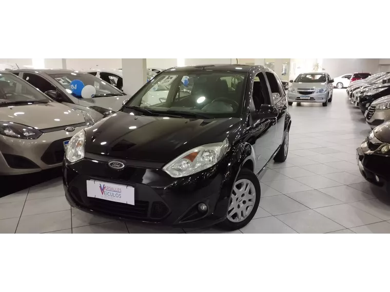 Ford Fiesta Preto 1