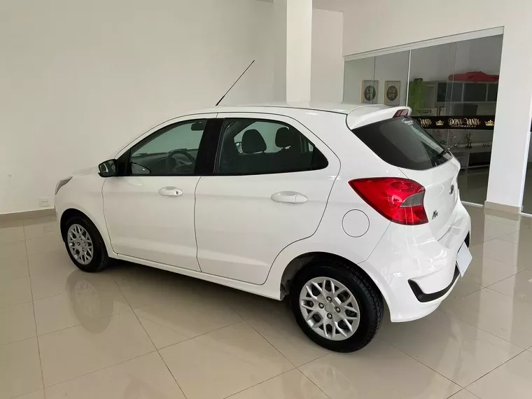 Ford KA Branco 10