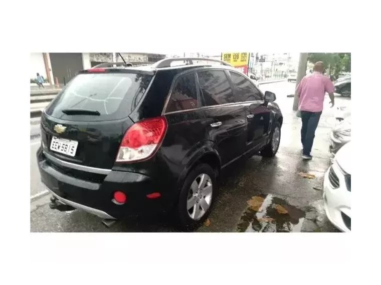 Chevrolet Captiva Preto 3