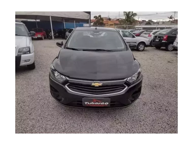 Chevrolet Onix Preto 7