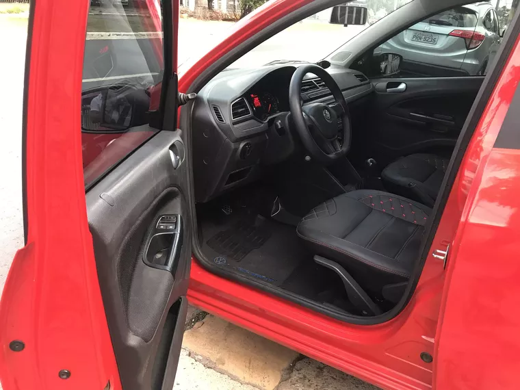 Volkswagen Gol Vermelho 4