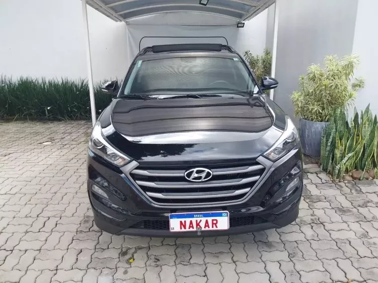 Hyundai Tucson Preto 15