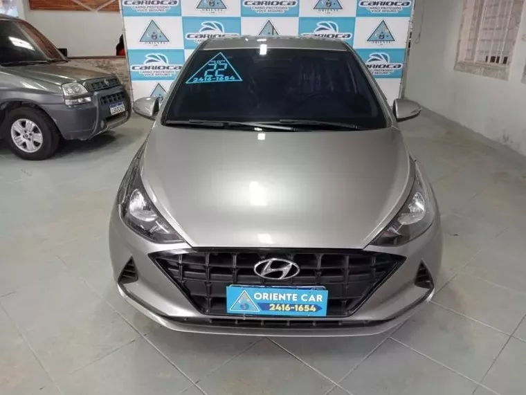 Hyundai HB20S Prata 6