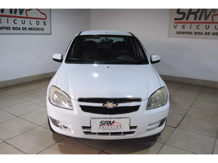 Chevrolet Prisma Branco 5