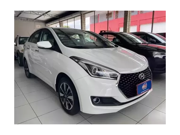 Hyundai HB20S Branco 1