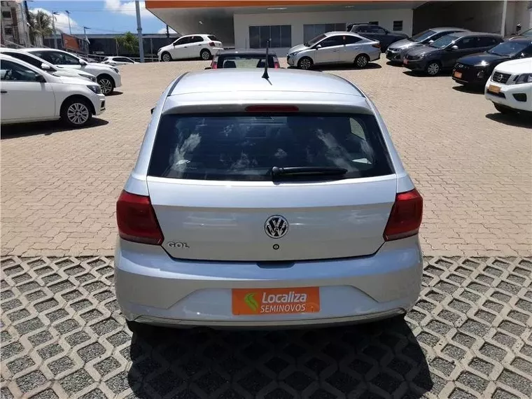 Volkswagen Gol Prata 4