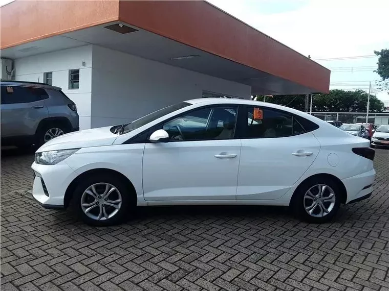 Hyundai HB20S Branco 4