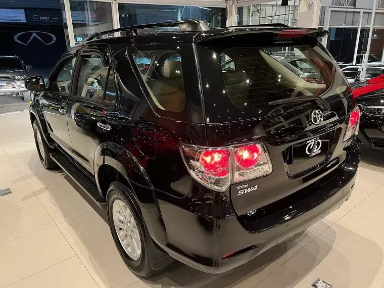 Toyota Hilux SW4 Preto 6