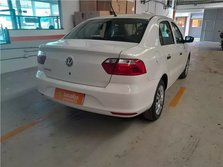 Volkswagen Voyage Branco 7