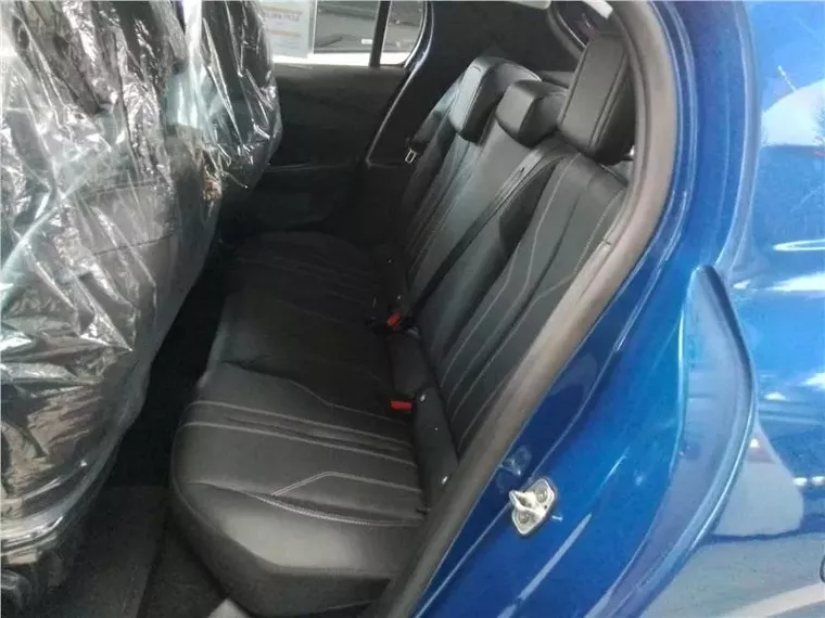 Peugeot 208 Azul 11