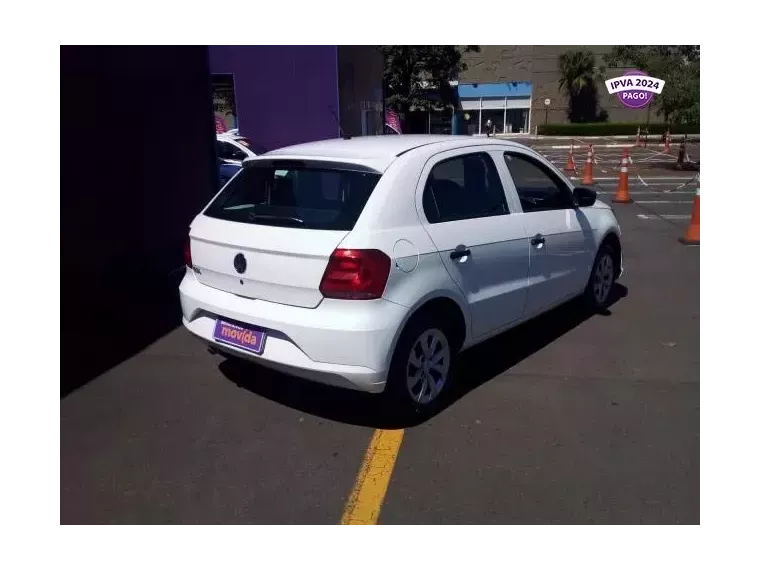 Volkswagen Gol Branco 5