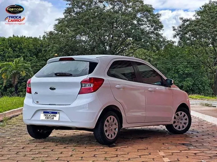 Ford KA Branco 4